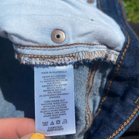 Loft Curvy Skinny jeans w/ chewed hem in deep indigo - Picture 4 of 4